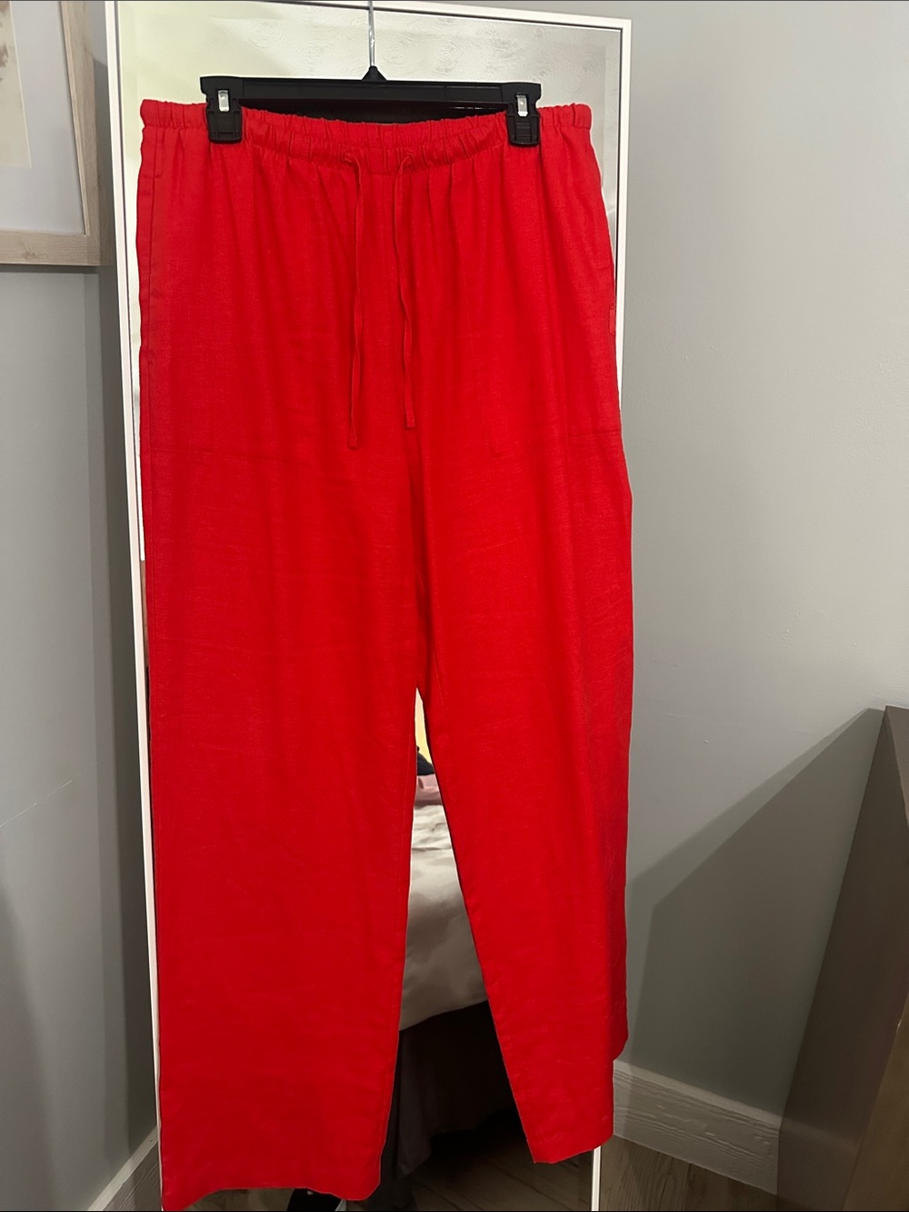 Calvin Klein Men's Bright Red Drawstring Joggers